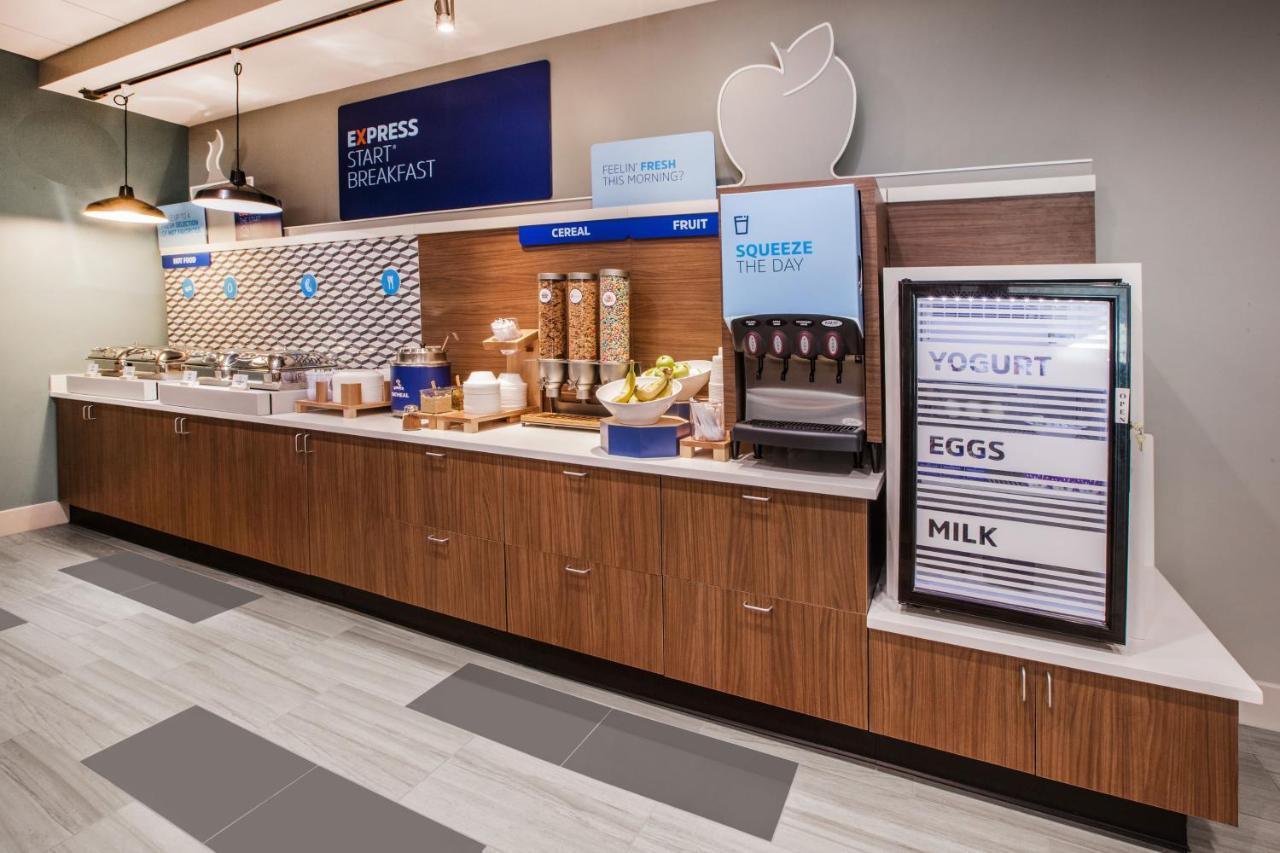 Holiday Inn Express Hotel & Suites North Seattle - Shoreline, An Ihg Hotel Экстерьер фото