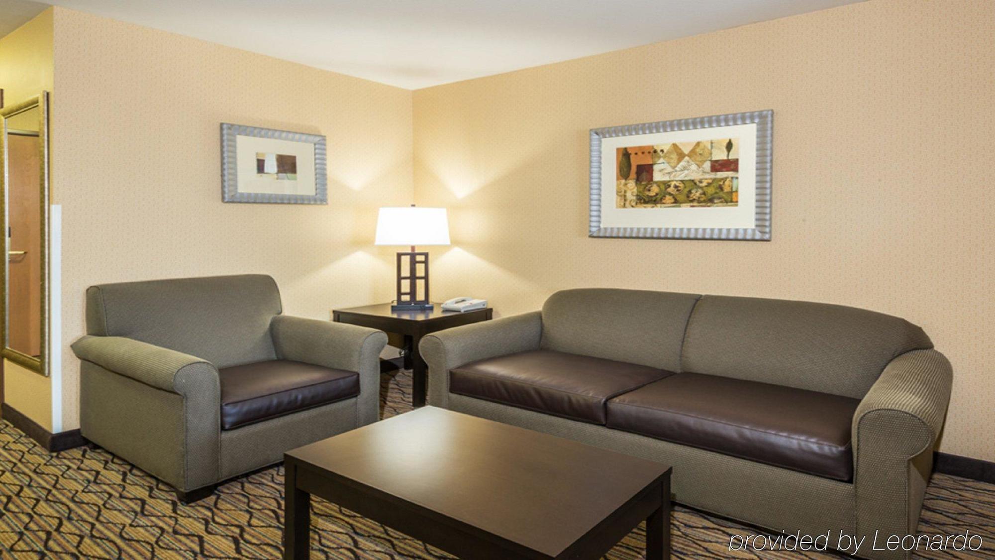 Holiday Inn Express Hotel & Suites North Seattle - Shoreline, An Ihg Hotel Экстерьер фото