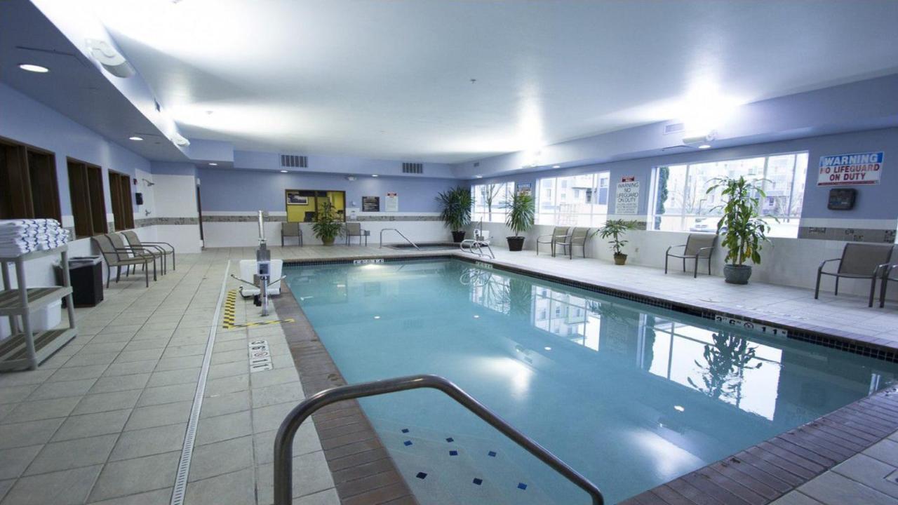Holiday Inn Express Hotel & Suites North Seattle - Shoreline, An Ihg Hotel Экстерьер фото