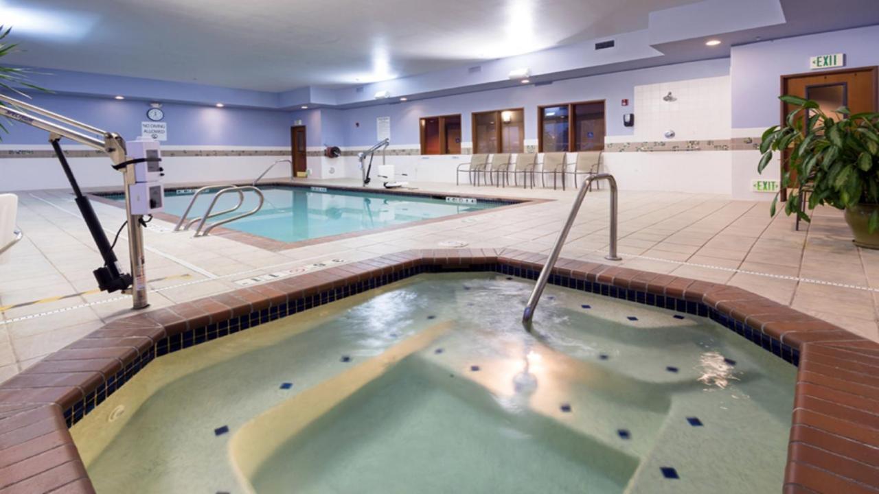 Holiday Inn Express Hotel & Suites North Seattle - Shoreline, An Ihg Hotel Экстерьер фото